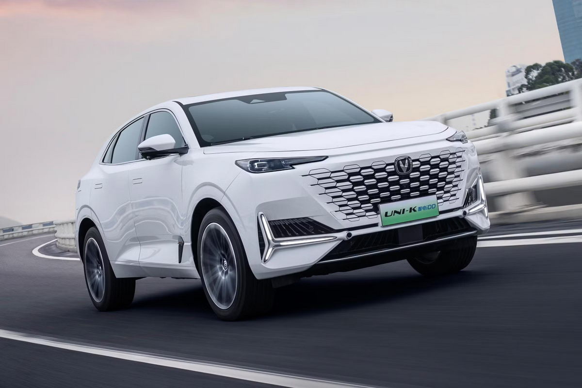 Changan UNI-K iDD PHEV 2026